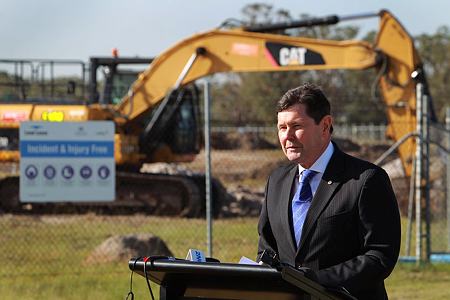 Minister announces $1.5 billion project start to make RAAF Base Williamtown JSF-ready